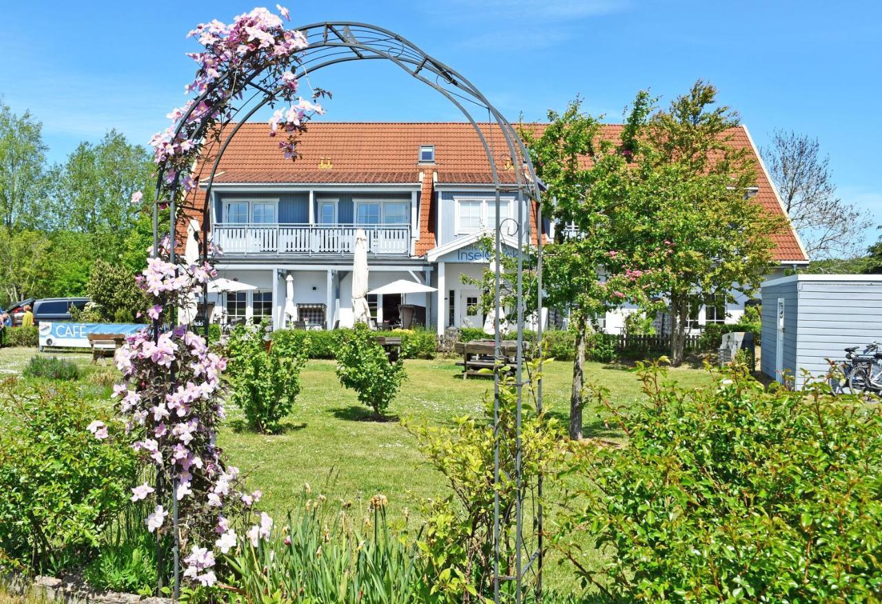 Hotel Inselglueck - Restaurant & Cafe Lohme Exterior photo