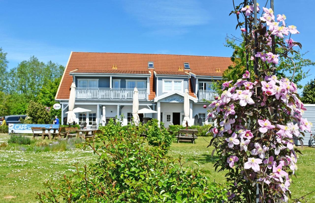Hotel Inselglueck - Restaurant & Cafe Lohme Exterior photo