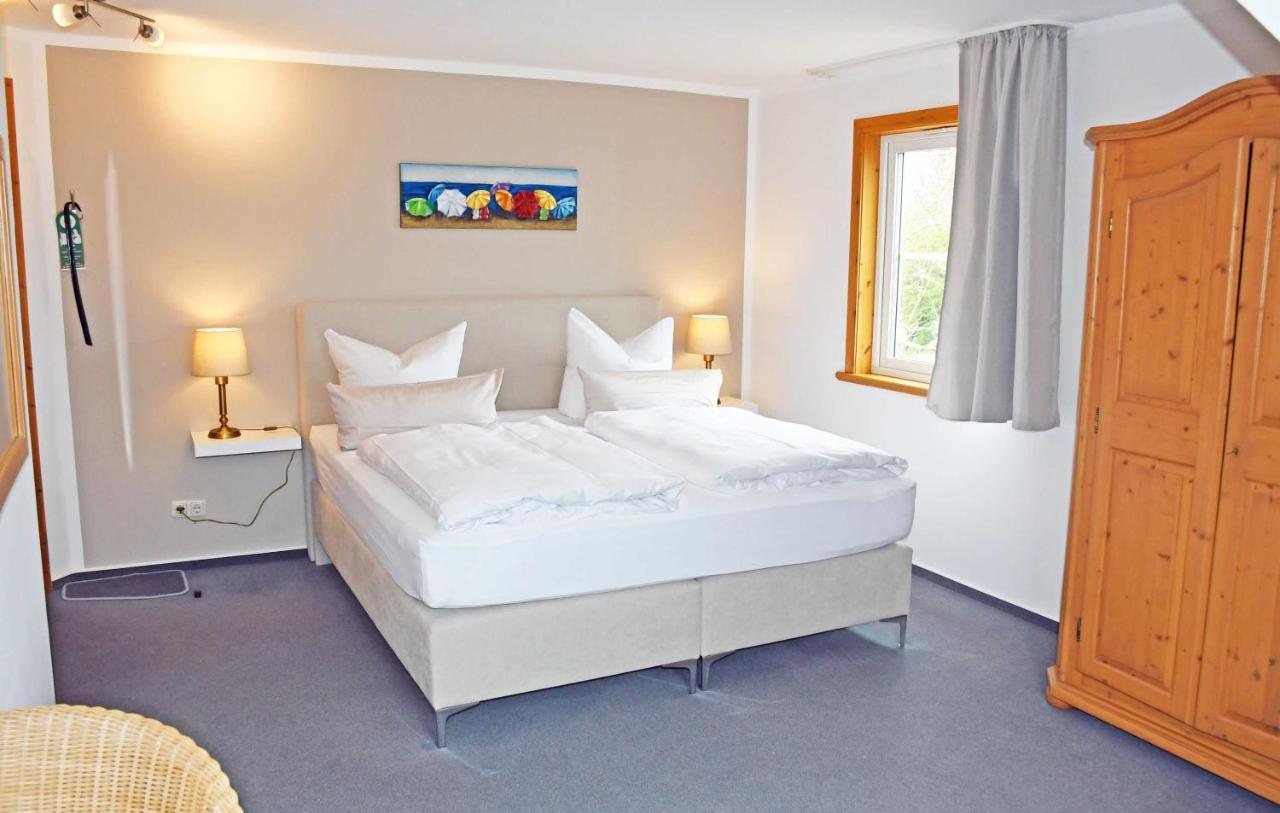 Hotel Inselglueck - Restaurant & Cafe Lohme Room photo