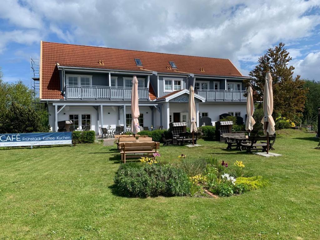 Hotel Inselglueck - Restaurant & Cafe Lohme Exterior photo