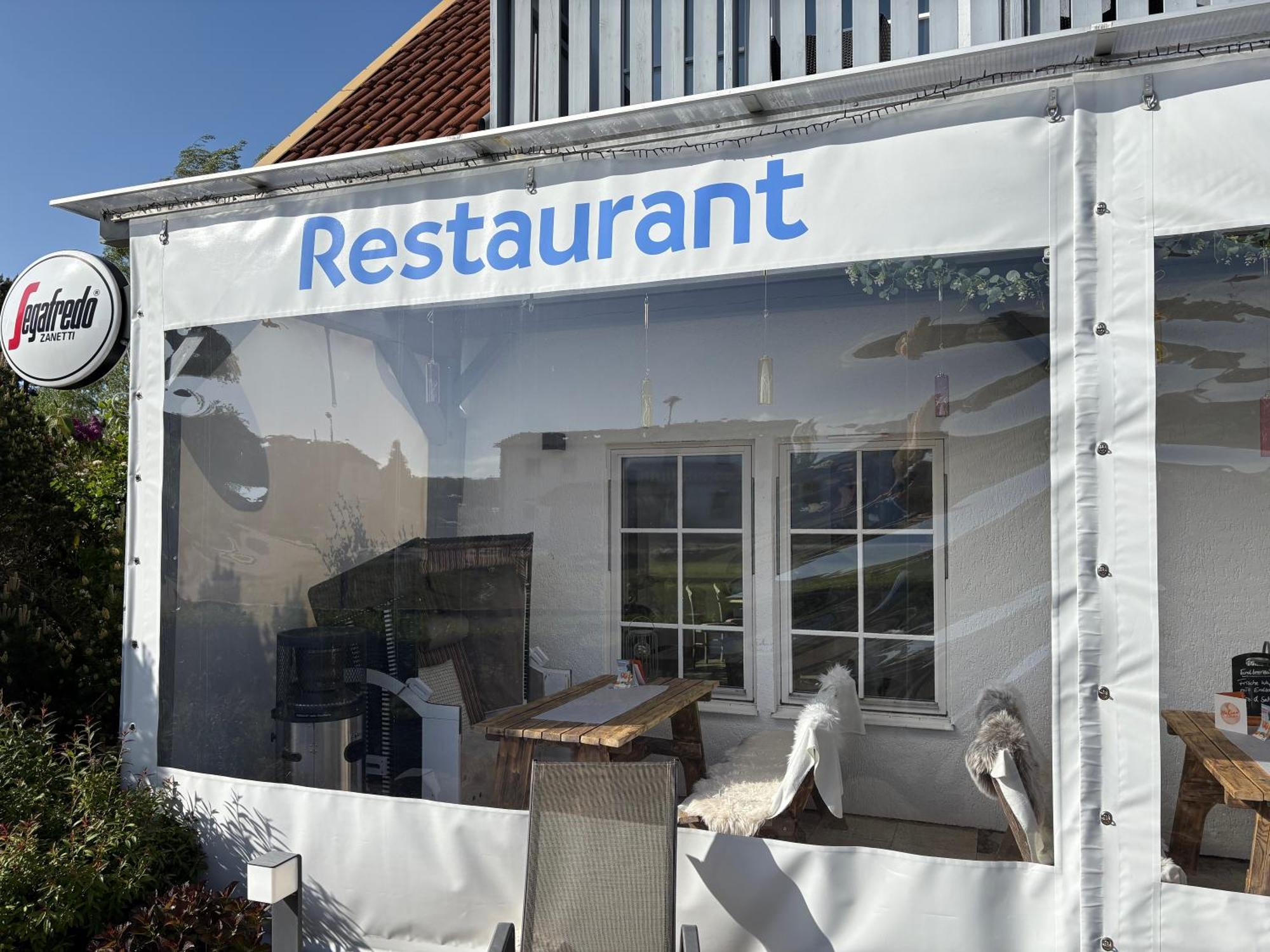 Hotel Inselglueck - Restaurant & Cafe Lohme Exterior photo
